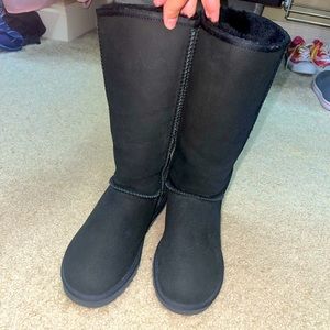 Black UGGs